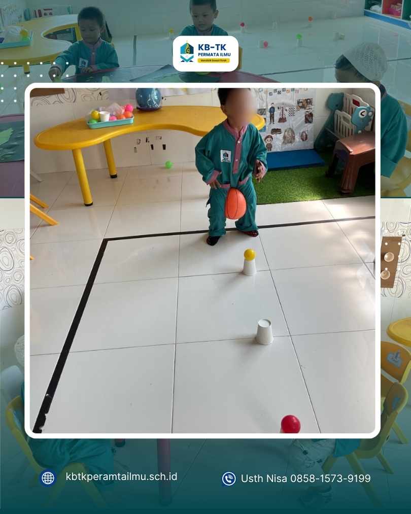 KB-TK Permata Ilmu menggelar kegiatan pembelajaran tematik di kelas Kelompok Bermain (KB) dengan topik “Aku Senang Bercocok Tanam.” Dalam kegiatan ini, anak-anak dikenalkan pada tanaman sawi, cara merawatnya, serta adab Islami terhadap tumbuhan, sambil dilengkapi stimulasi motorik, aktivitas kreatif, dan pembiasaan diniyah yang menyenangkan. #KBTKPermataIlmu #BelajarAsyik #BercocokTanam #SekolahIslam #SekolahRamahAnak #FitrahBasedEducation #BelajarSejakDini #GenerasiQurani #SekolahAnakUsiaDini #Malang